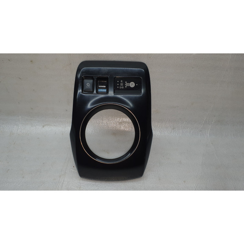 NISSAN LEAF CENTER CONSOLE SHIFTER PANEL AND SWITCHES 2018 969TK5SH0A 969415SH0A 969UA5SH0A