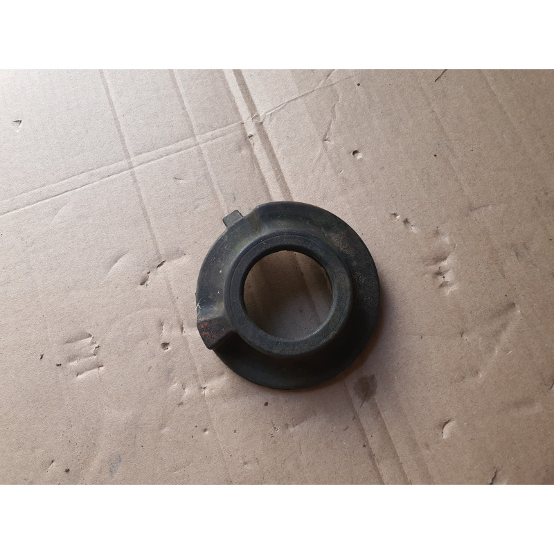 23421478 Chevrolet Camaro Rear Coil Spring Upper Insulator 2013-2022