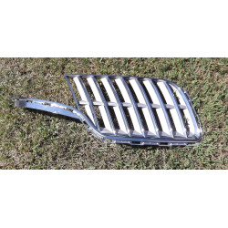 AE93-8150-A Lincoln MKT Chrome Grille Right 2010-2012