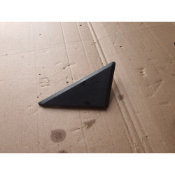 84122629 Chevrolet Camaro Left Door Window Corner Cover Trim 2016-2022