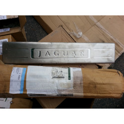 AW93-13201-AE Jaguar XJ Left Tread Plate 2011-2013