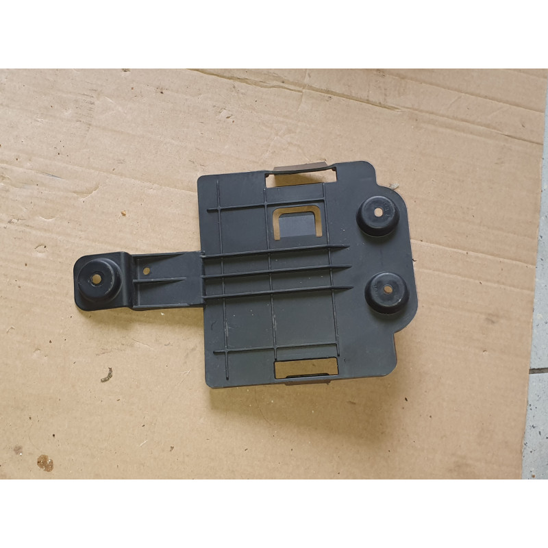 22738094 Cadillac ATS Body Control Module Bracket 2013-2019 23235682