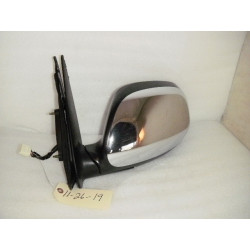 87940-0C150 Toyota Sequoia Left Power Chrome Mirror 2001-2007