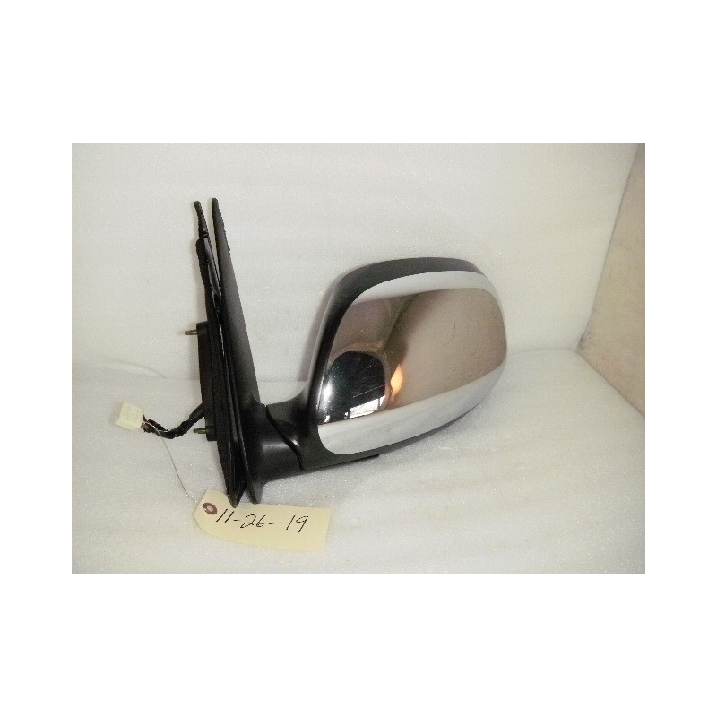 87940-0C150 Toyota Sequoia Left Power Chrome Mirror 2001-2007