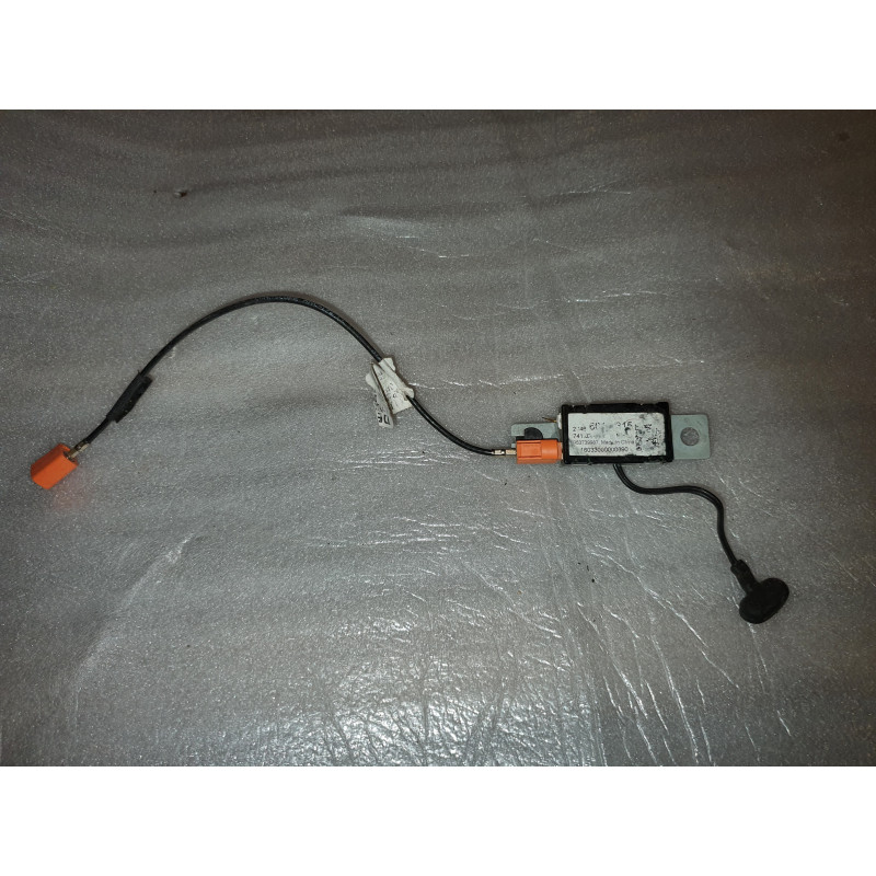 23466610 Cadillac ATS Coupe Radio Antenna Amplifier Sensor 2015-2019