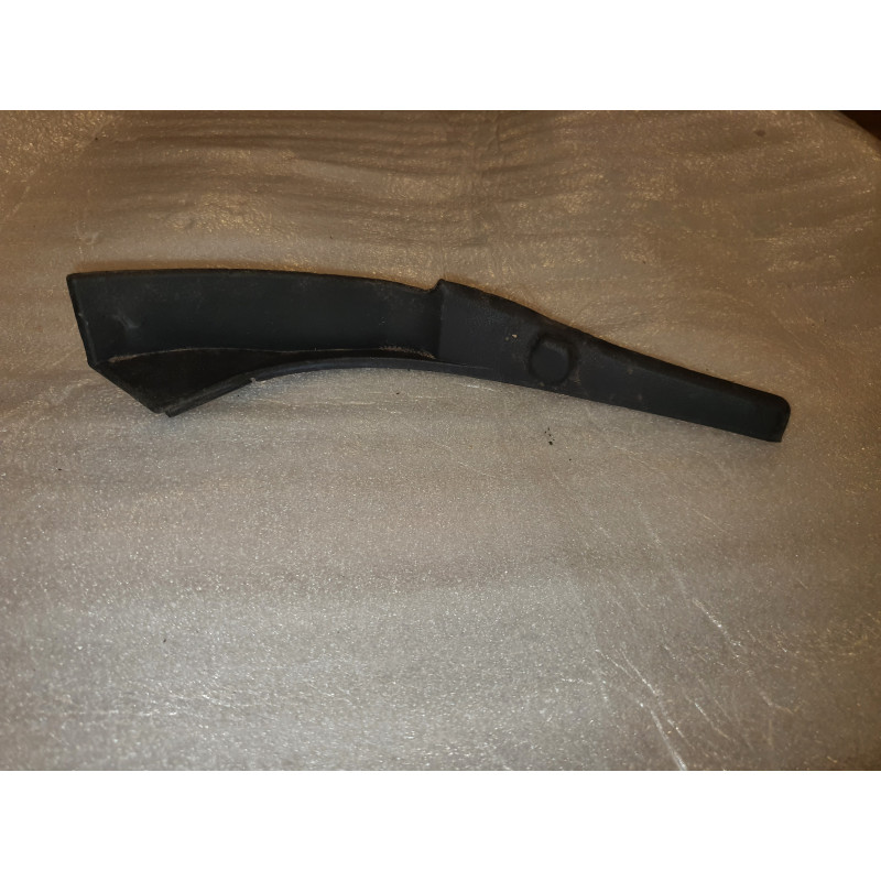 23487940 Cadillac ATS Right Windshield Extension End Filler Panel Cover