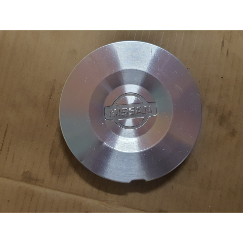 NISSAN ALTIMA WHEEL CENTER COVER CAP 1998-2001 999W1-UJ001