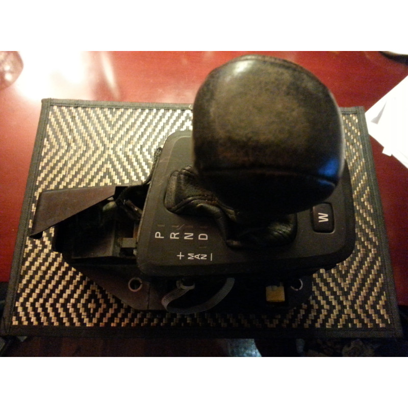 08699287 Volvo S60 Automatic Shifter 2001-2006