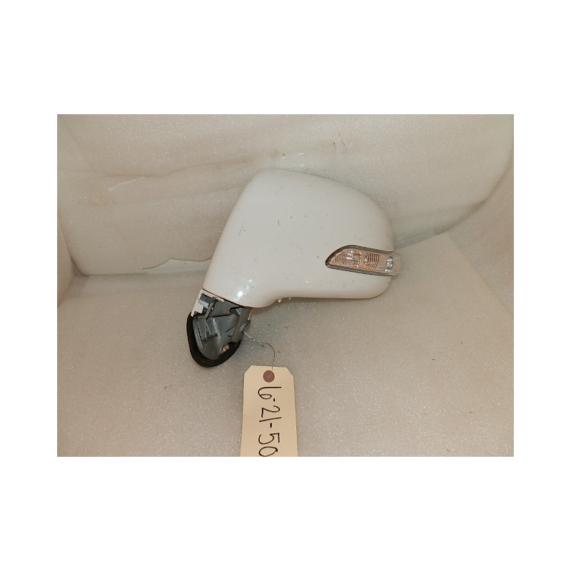 Kia Rondo Left Power Heated LED Turn Signal Mirror 2009-2011