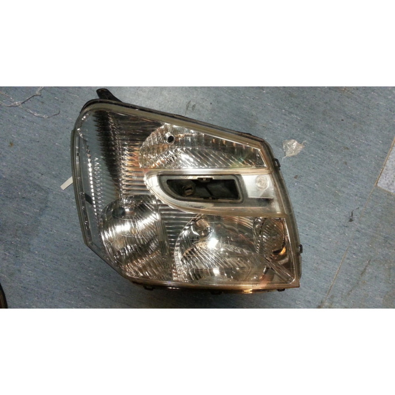 Chevrolet Equinox Right Headlight 2005-2009