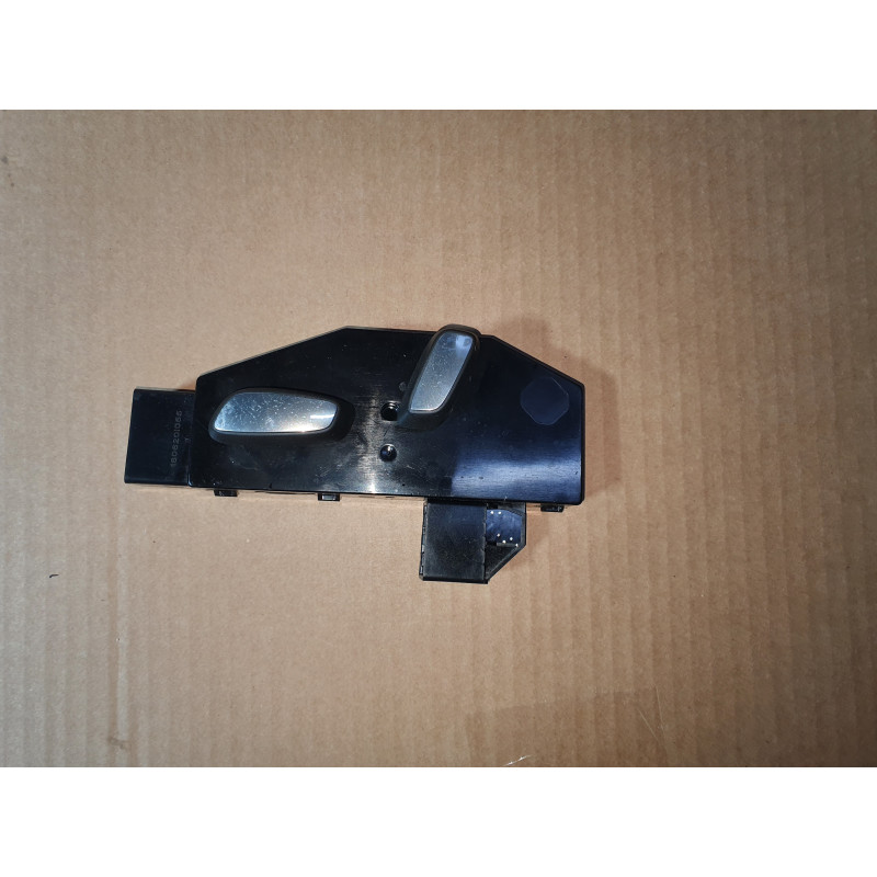 CADILLAC XT5 XT6 LEFT FRONT SEAT Adjuster Switch 2017-2022 GM 23431336