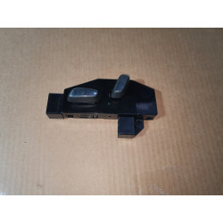 CADILLAC XT5 XT6 LEFT FRONT SEAT Adjuster Switch 2017-2022 GM 23431336