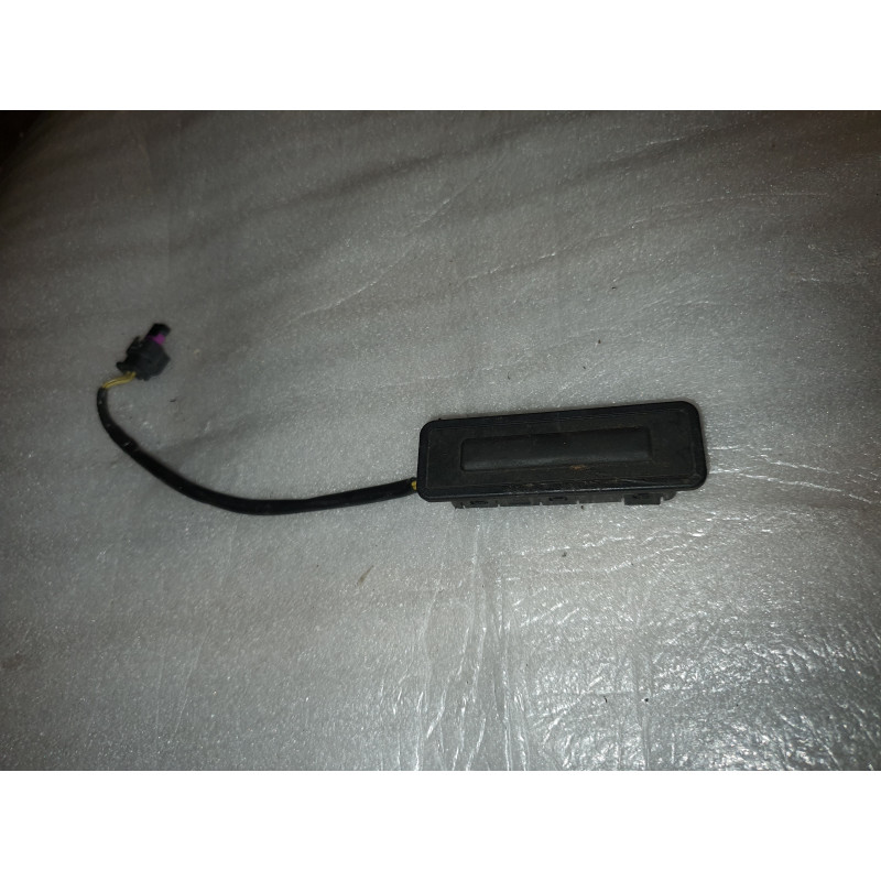 CADILLAC CTS REAR TRUNK Liftgate Release HANDLE Switch 2014-2019 GM 13588994 13597498