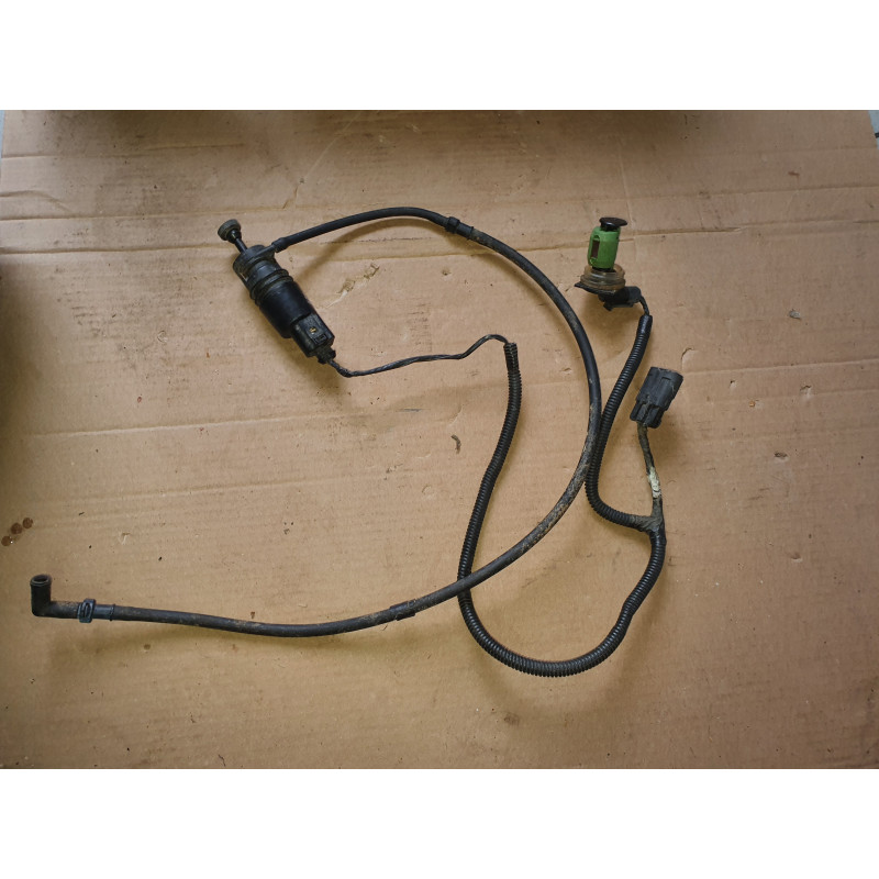CADILLAC ATS Windshield Washer Pump and Reservoir Lines 2013-2019 GM 13250356 84993622