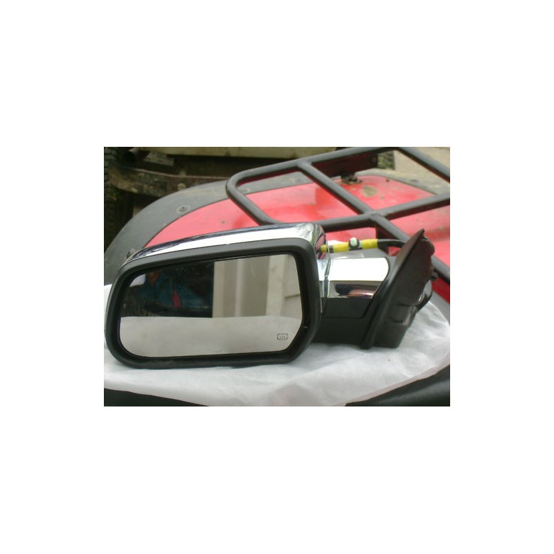 20858712 Chevrolet Equinox Memory Left Chrome Mirror 2010-2015