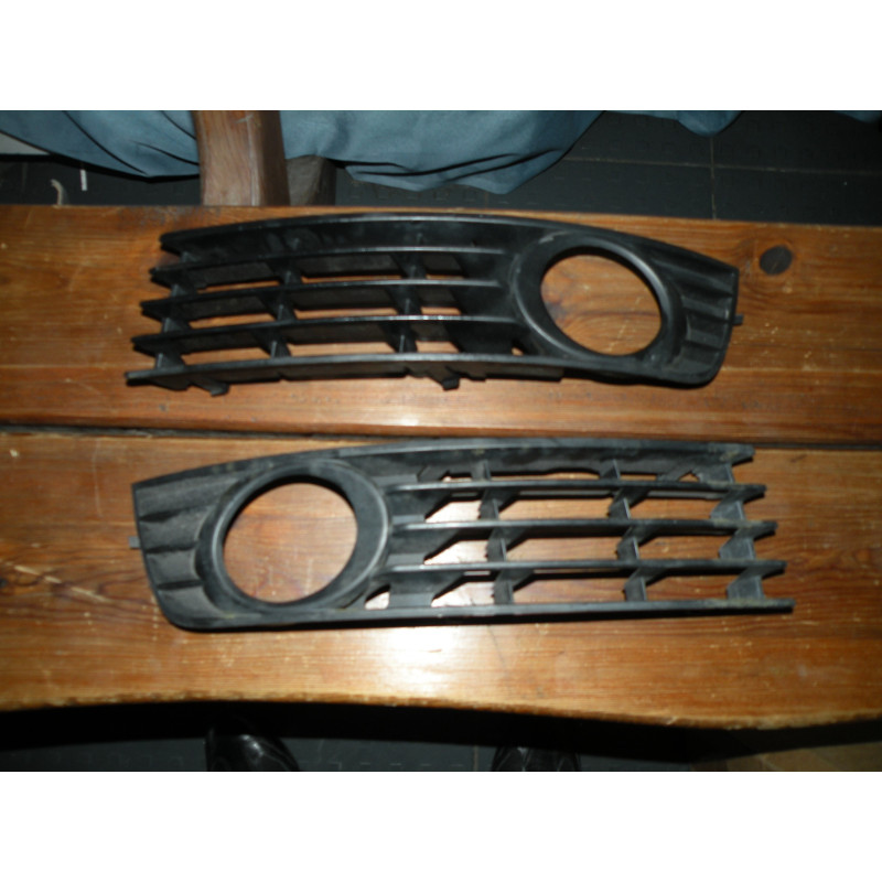 8E0807681 Audi A4 Front Fog Light Grille Set 2002-2005 8E0807682