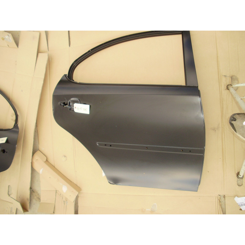 Lexus ES330 Left Door Shell 2002-2006