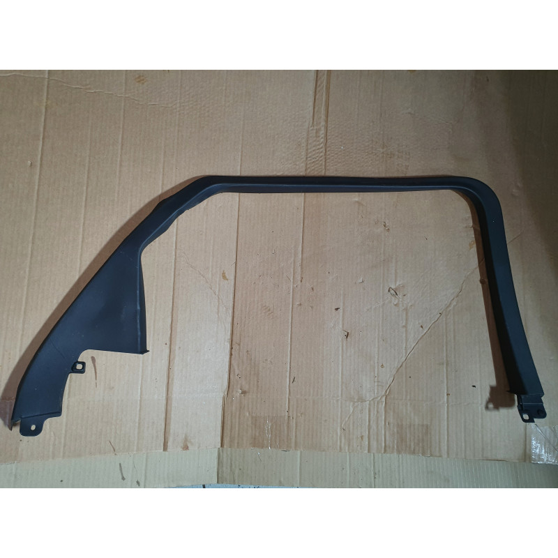 CADILLAC XT5 REAR LEFT DOOR Window Garnish TRIM PANEL COVER MOLDING 2017-2022 GM 23390920