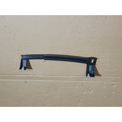 CADILLAC XT5 GMC ACADIA FRONT LEFT DOOR WINDOW GLASS GUIDE CHANNEL SEAL 2017-2022 GM 23144415 23198104