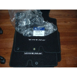 U8140-3J002-WK Hyundai Veracruz Floor Mats 2007-2013