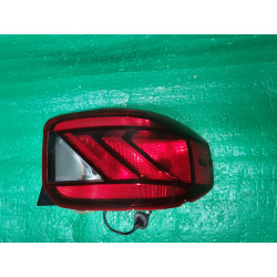 HYUNDAI VENUE RIGHT TAIL LAMP 2020-2022 92402K2010 92402-K2010