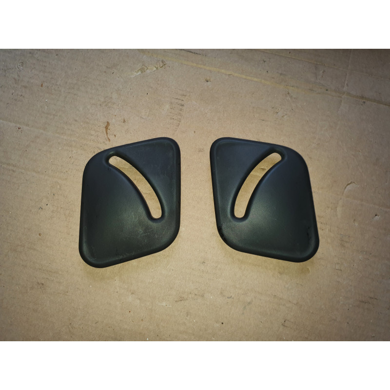 CADILLAC ATS COUPE Seat Belt Bezel 2015-2019 RIGHT or LEFT GM 23308512 23308515 MC1304