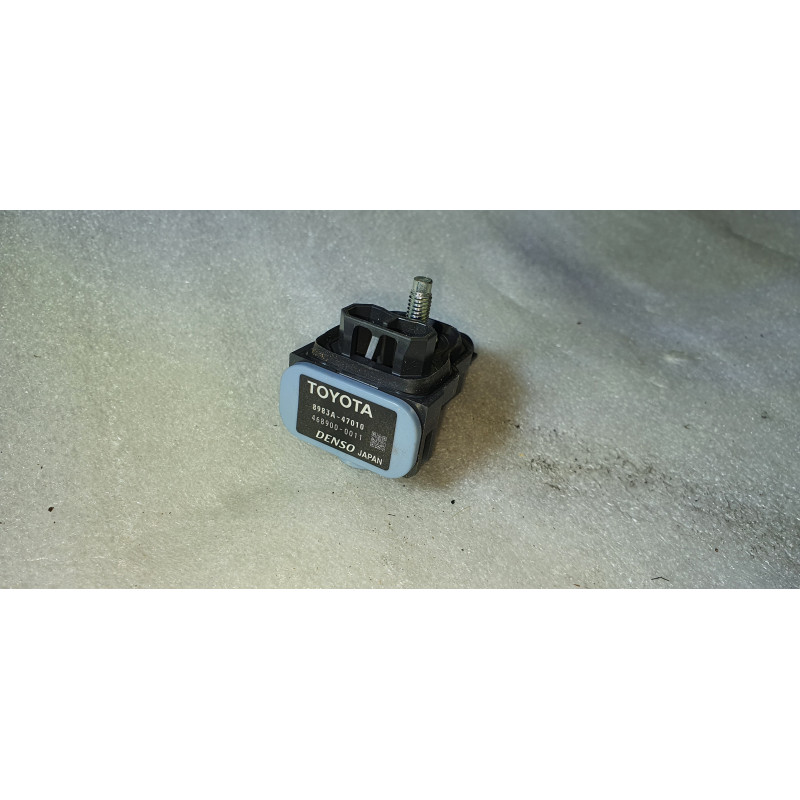 LEXUS RX TOYOTA PRIUS C-HR LEFT FRONT SRS IMPACT CRASH SENSOR 16-21 8983A-47010 468900-0011