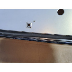 CADILLAC DEVILLE TAIL REAR LICENSE PLATE PANEL CHROME 2000-2005 GM 25722885