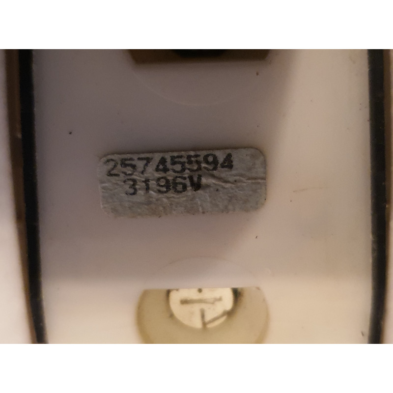 CADILLAC DEVILLE LEFT FRONT DOOR MASTER WINDOW MIRROR LOCK CONTROL SWITCH 2000-2005 GM 25745594