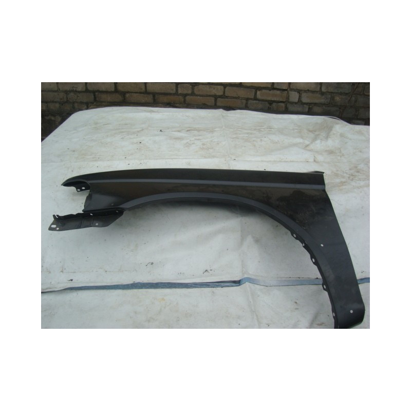 Mitsubishi Montero Sport Left Front Fender 2001-2003