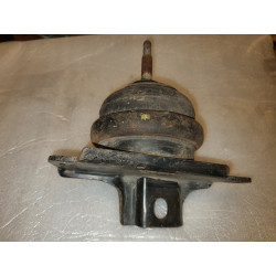 CADILLAC DEVILLE SEVILLE RIGHT Transmission Mount 1998-2005 GM 25710672