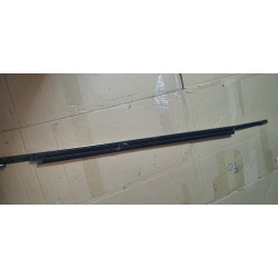 LINCOLN MKS LEFT FRONT DOOR WINDOW CHROME WEATHERSTRIP TRIM 2009-2012 8A53-5421453-AEW