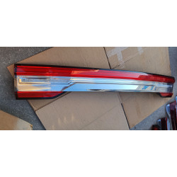 JL73-13B433-AL Lincoln Navigator LED Third Brake Center Tail Lamp 2018-2021