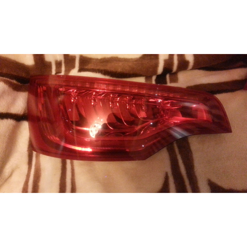 Audi Q7 Left LED Tail Lamp 2010-2014