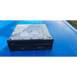 2GM035876B Volkswagen Atlas GPS Audio Radio Receiver SD CD Bluetooth