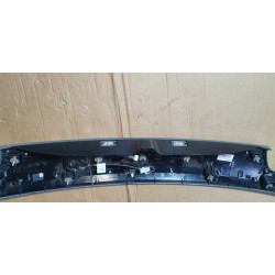 6TT37PDNAA Jeep Grand Cherokee License Tail Lamp Applique 2019-2021