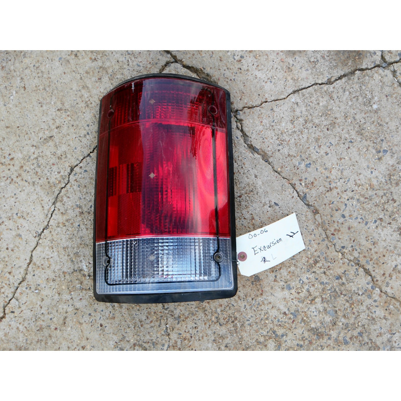 F7UB-13441-AA Ford Excursion Left Tail Lamp 2000-2005