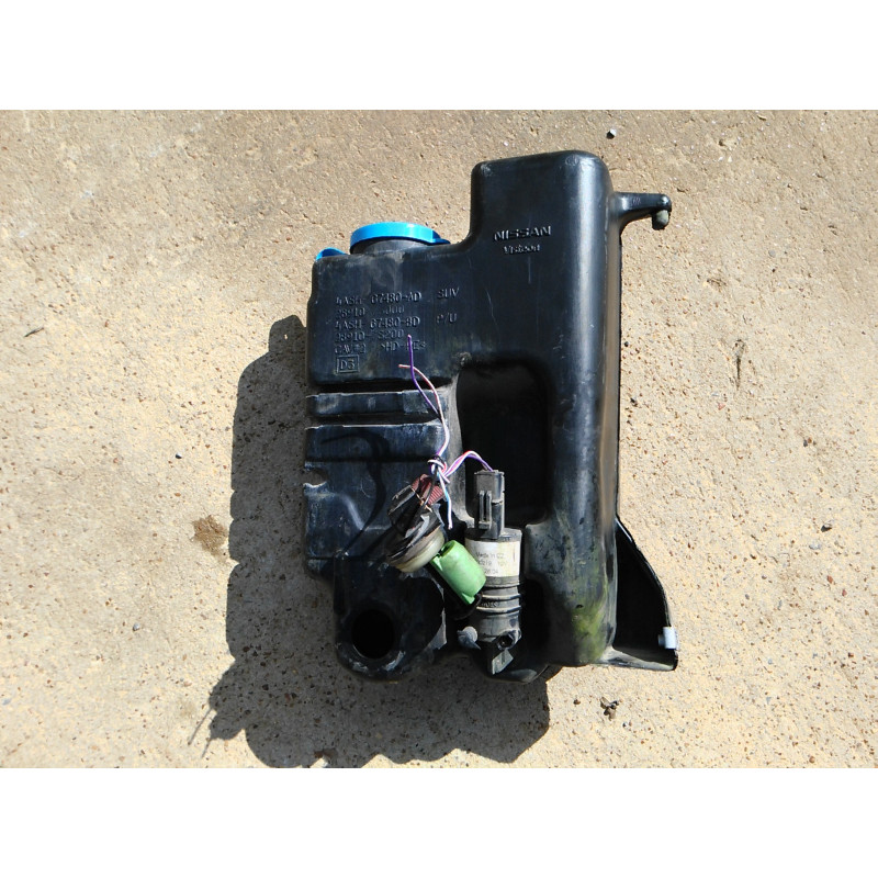 Nissan Titan Washer Tank Reservoir with Pump 2004-2010 | Armada