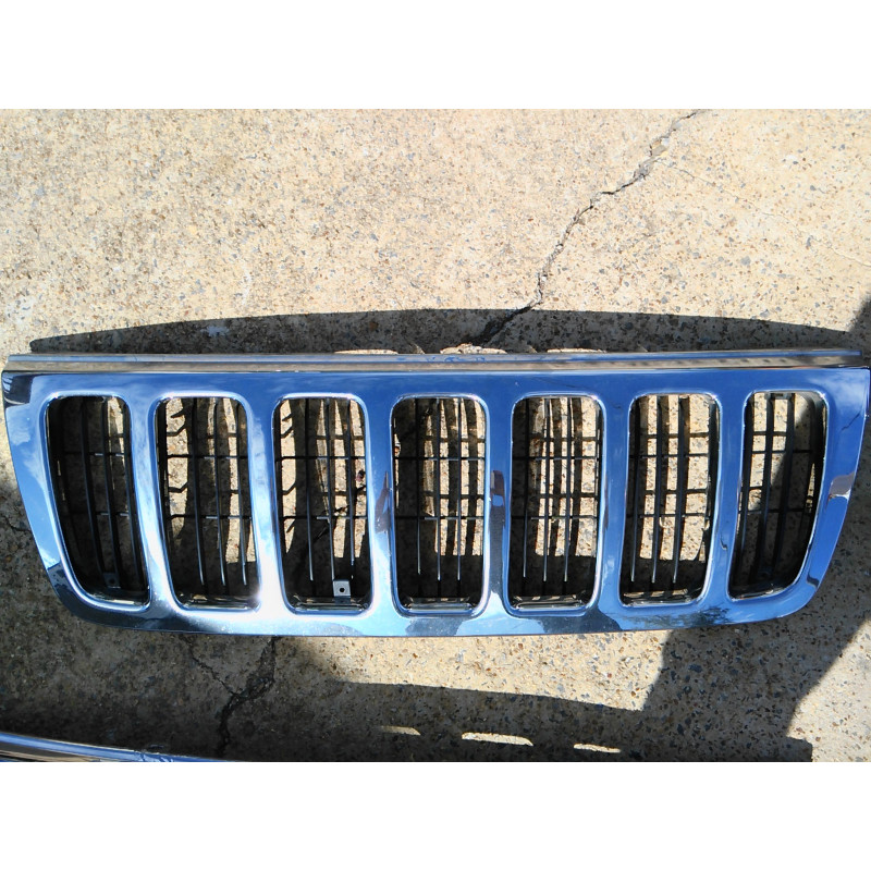 55155921AB Jeep Grand Cherokee Chrome Grille 1999-2004 55155921AA