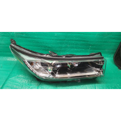 81110-0E362 Toyota Highlander Right LED Halogen Chrome Accent Headlight