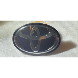 53141-33130 Toyota Avalon Grille Logo Emblem 2016-2021 53141-33140