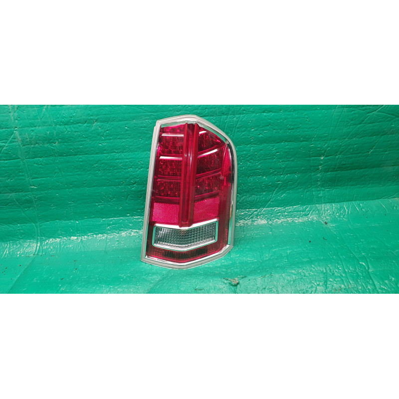 Chrysler 300 Right LED Tail Lamp 2011-2014