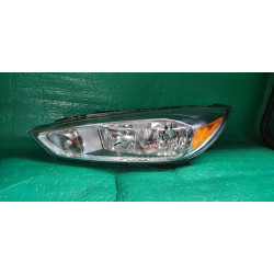F1EB-13W030-JF Ford Focus Left Halogen Headlight 2015-2018