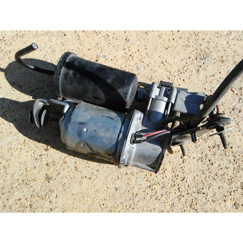 Lincoln Town Car Front Air Ride Suspension Pump 1998-2002