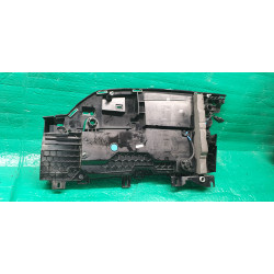 L8B2-13405-DD Land Rover Defender Left LED Tail Lamp 2020-2023