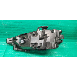 32208976 Volvo XC60 Right Front MID LED Headlight 2018-2022