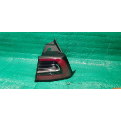 1077398-00-F Tesla Model 3 Right LED Tail Lamp 2017-2022
