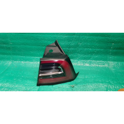 1077398-00-F Tesla Model 3 Right LED Tail Lamp 2017-2022