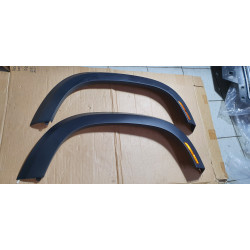 L8BM-16A074-AB Land Rover Defender Right Front Wheel Fender Arch Flare