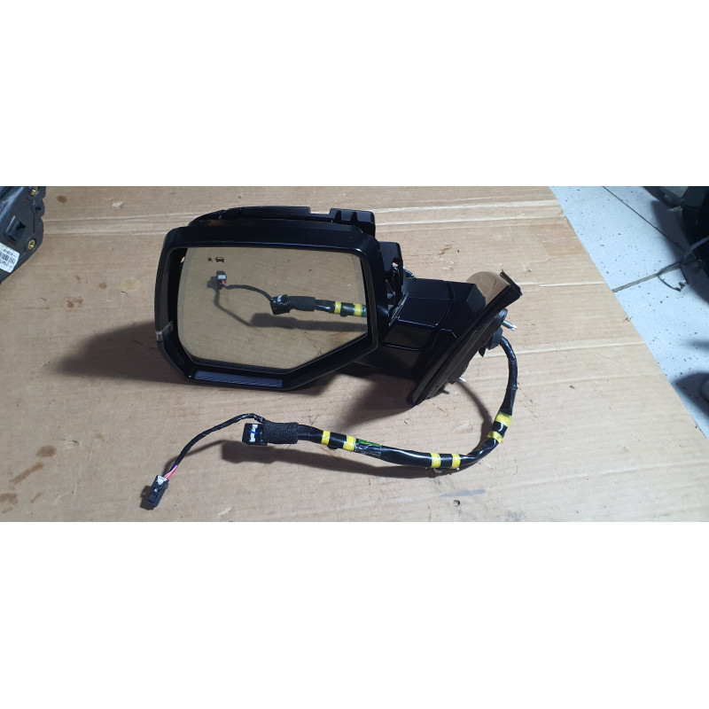 84103902 Cadillac Escalade Blind Spot Camera Power Fold Auto Dim Mirror